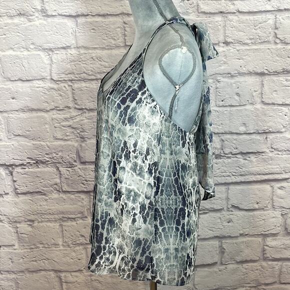 Haute Hippie flowy beachy blouse - Picture 2 of 7